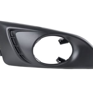 REJILLA FASCIA DELANTERA CV SONIC 12-16 C/HOYO P/FARO DER