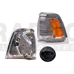 CUARTO PUNTA TY PICK UP 89-91 FILO CROMADO LISO C/FOCO DEPO IZQ