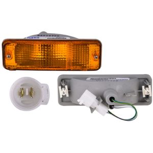 CUARTO FRONTAL TY PICK UP 84-88 NORMAL/4X4 84-89 AMBAR C/FOCO DEPO DER