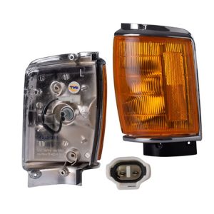 CUARTO PUNTA TY PICK UP/4 RUNNER 87-88 CROMADO TYC IZQ