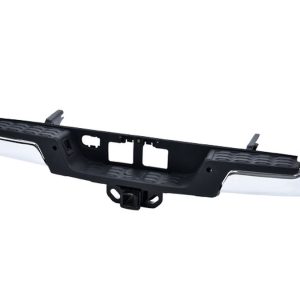 DEFENSA TRASERA TY TACOMA 16-23 C/HOYO P/SENSOR C/HULE C/TIRON CROMADA 4X2/4X4/TRD/SPORT/EDICION ESPECIAL V6 6 CILINDROS 3.5L 4 PUERTAS