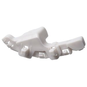 GUIA FASCIA DELANTERA RN KWID 19-20 PLASTICO ICONIC/INTENS/OUTSIDER/ZEN L3 3 CILINDROS 1.0L 5 PUERTAS DER